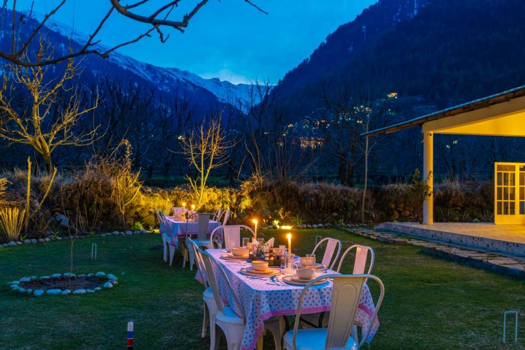 Plan Your Next Family Trip at These Luxury Villas in North India