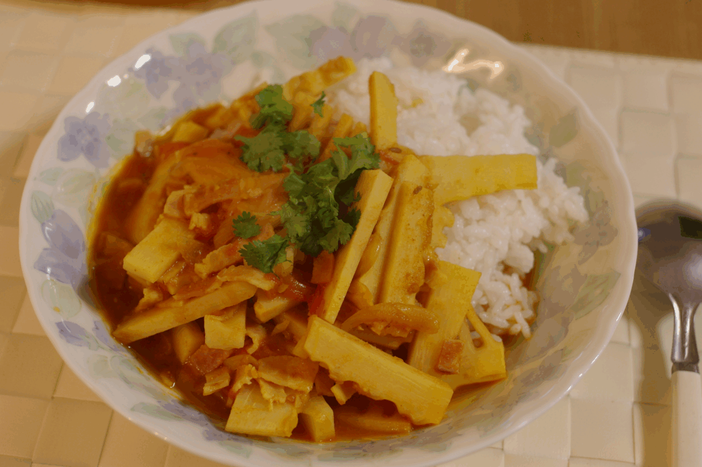 bamboo shoot curry rice in arunachal pradesh