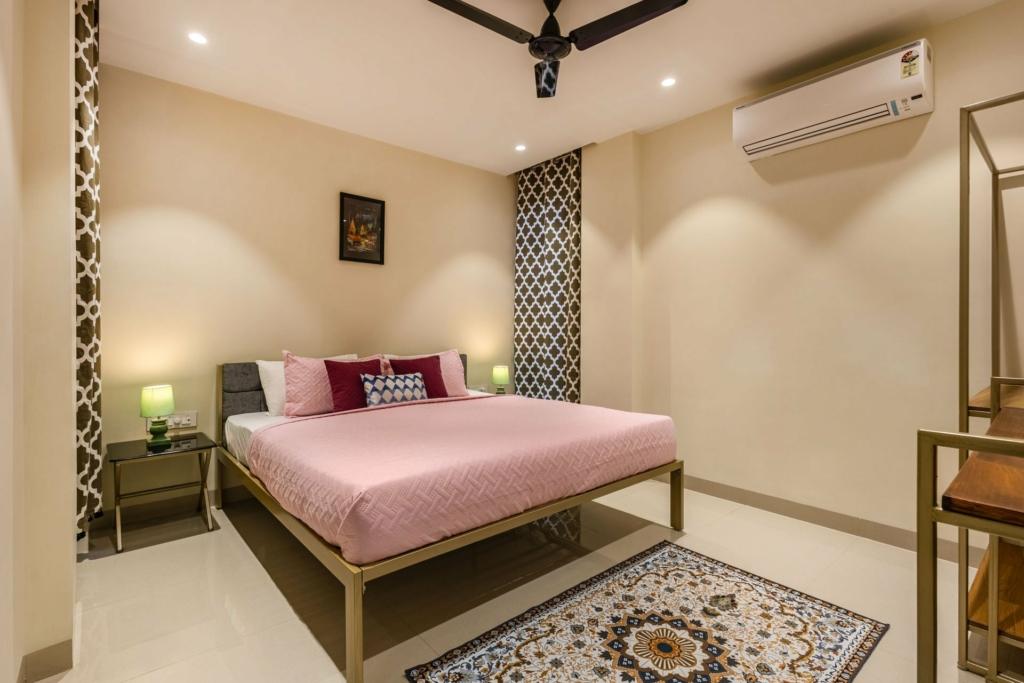 stay in Varanasi at Sunrise Apartment 