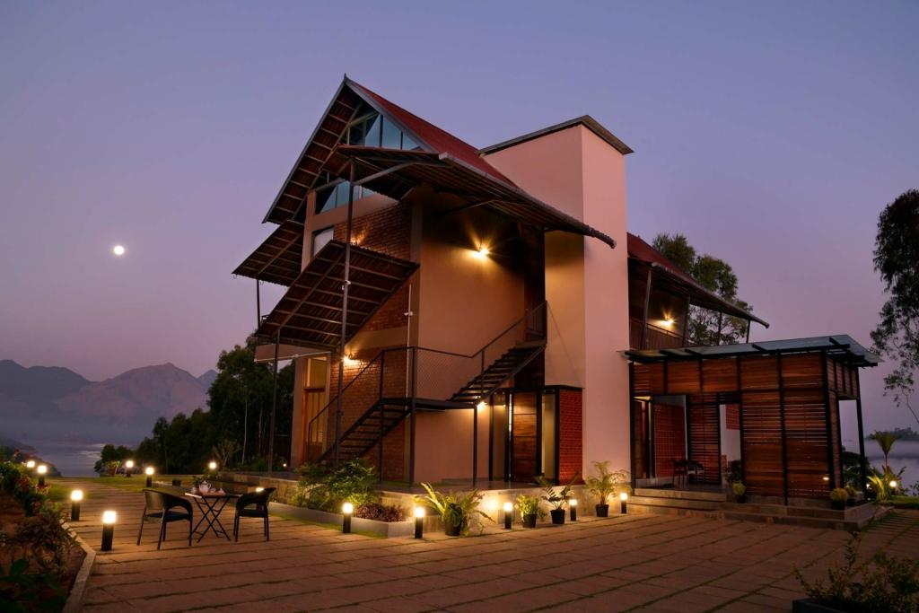 luxury stays in kerala
