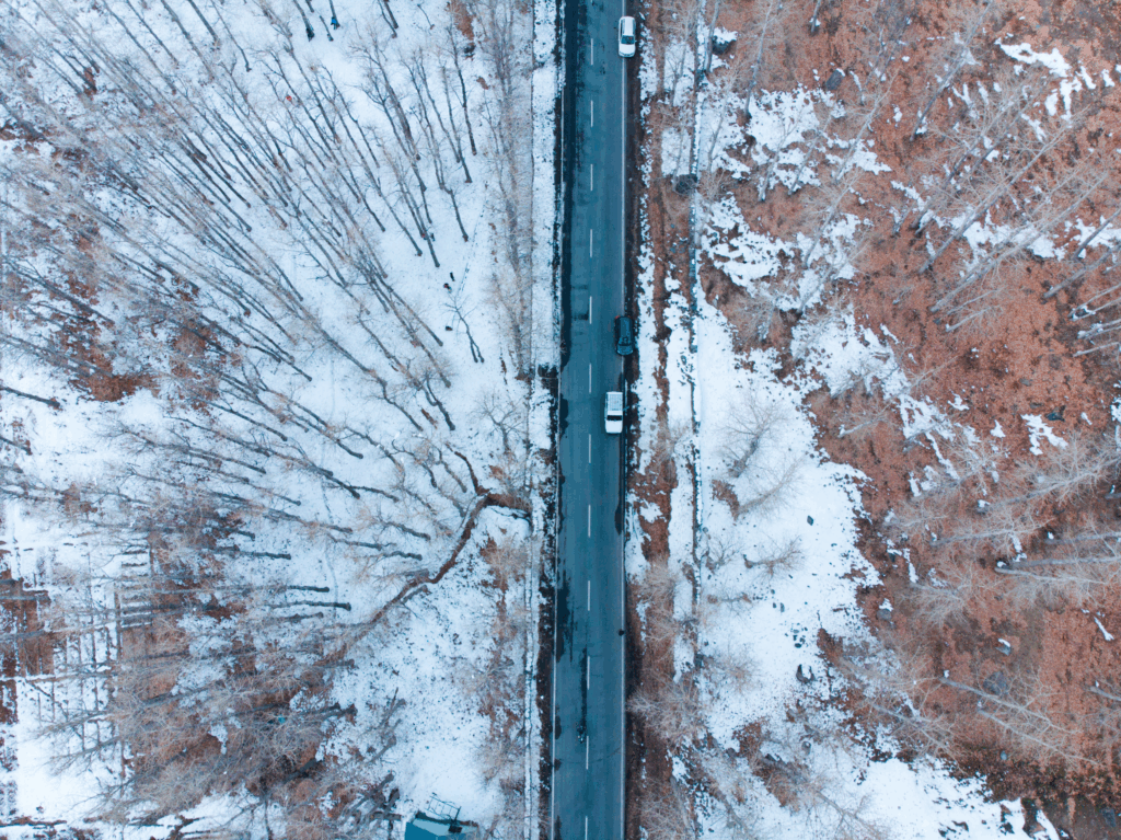 road to sissu from manali