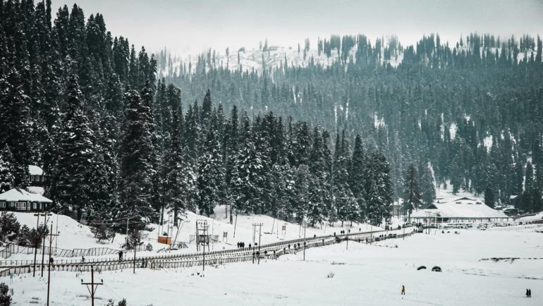 places near Delhi to experience snowfall and coldest winters in India