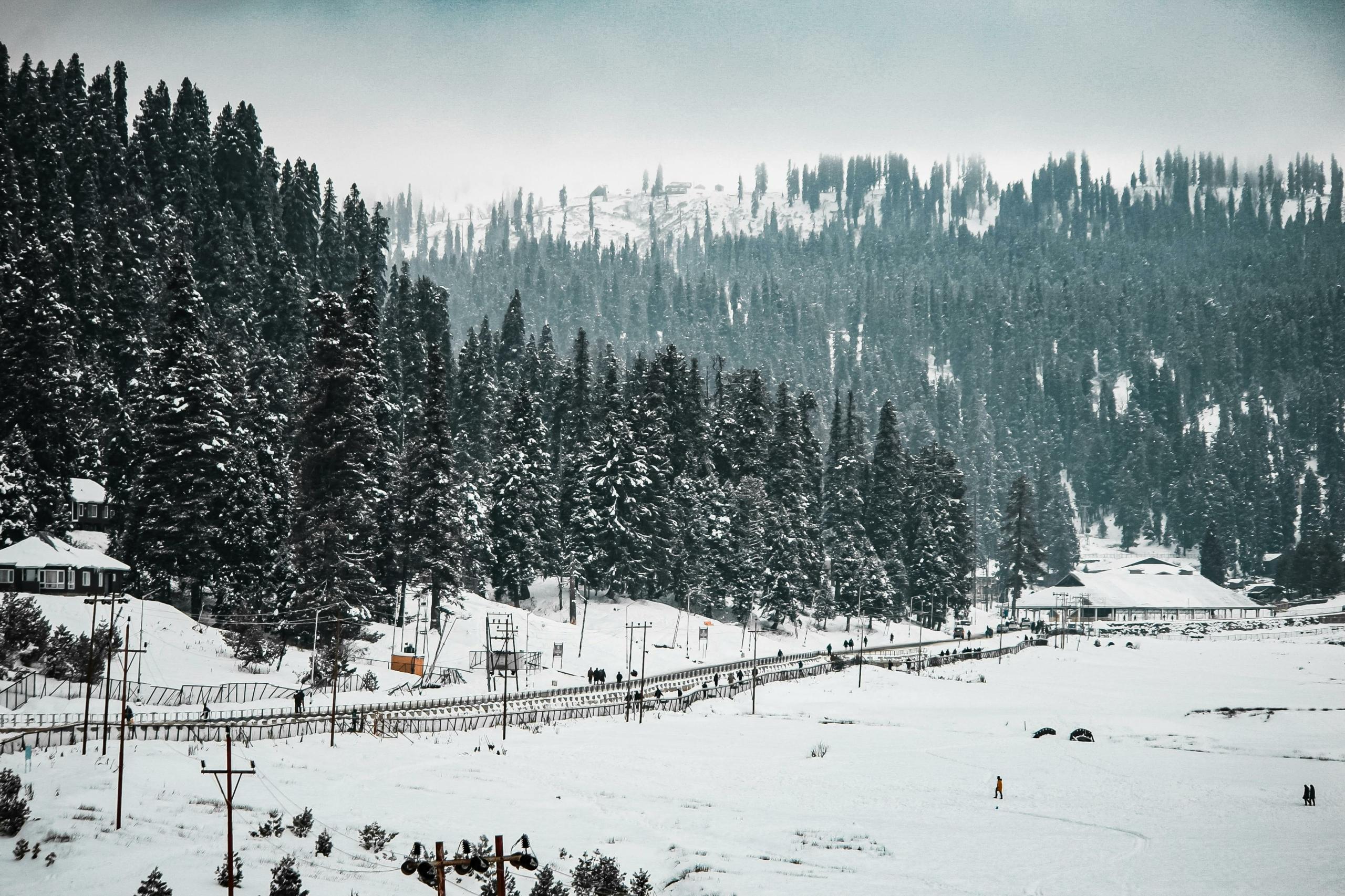 places near Delhi to experience snowfall and coldest winters in India