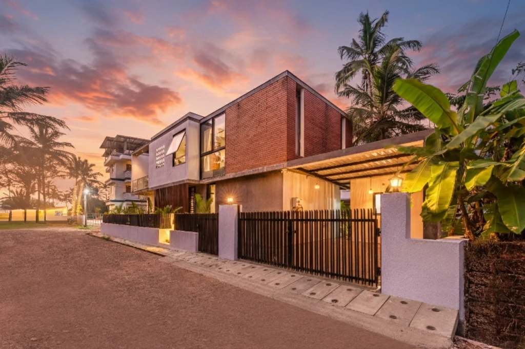 luxury villas in goa in december