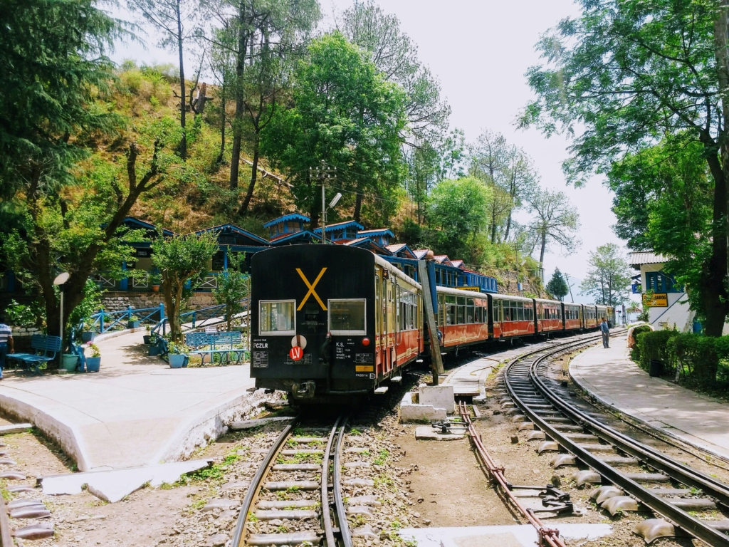 Image credit: dibyendu-sekhar-das via unsplah
Image of The Barog toy train, UNESCO World Heritage Kalka-Shimla Railway line