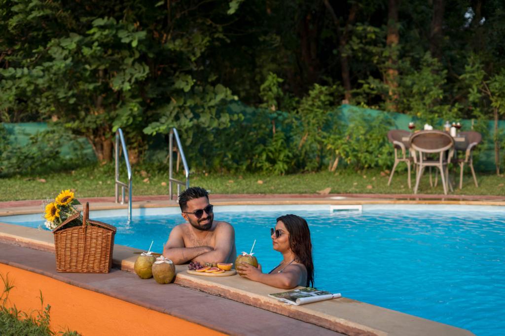 monday blues stayvista villa offers