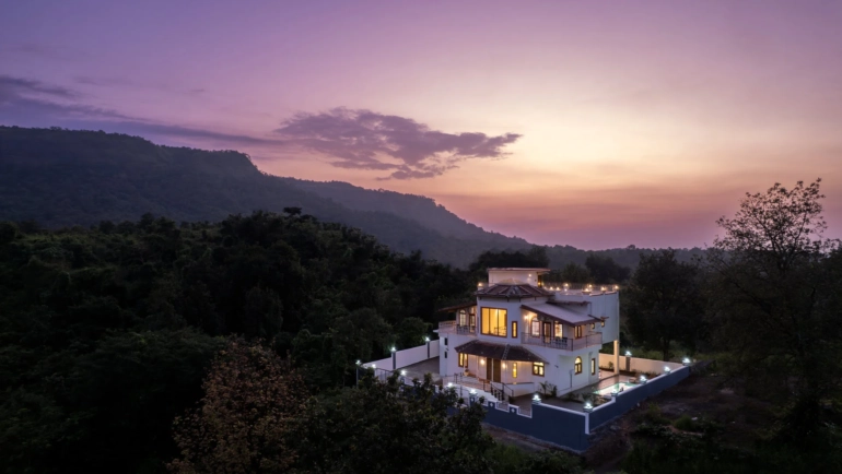 villa in karjat