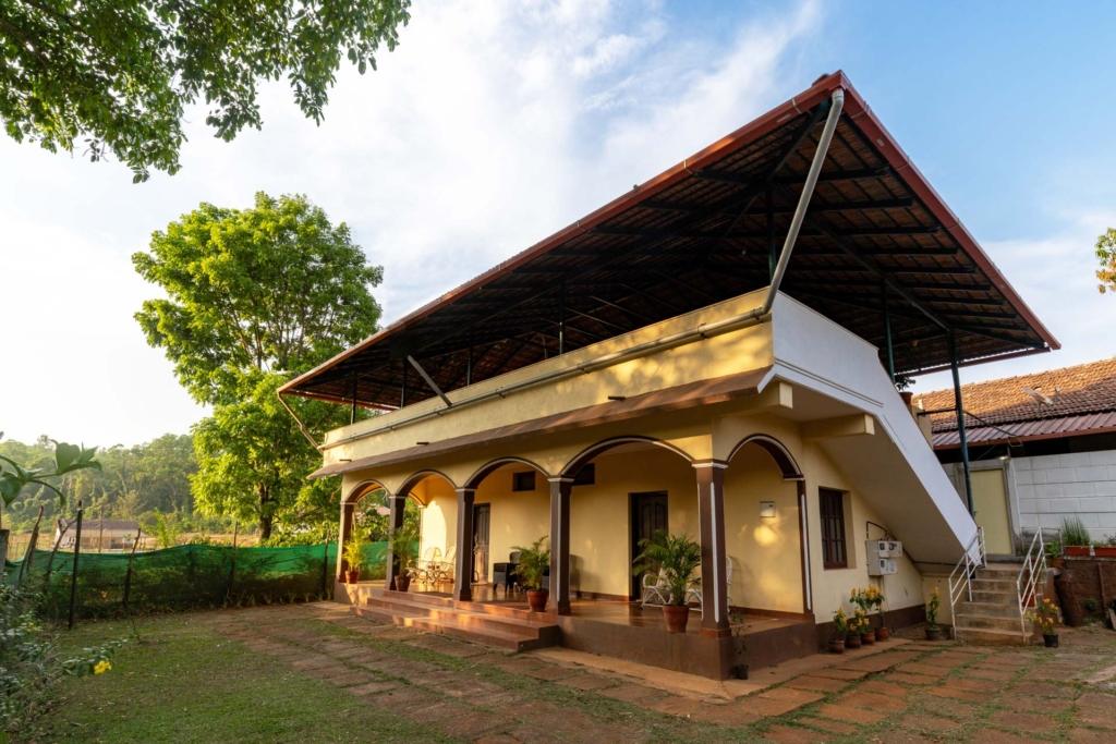 homestays in coorg in december