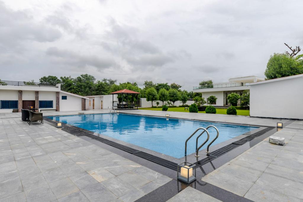 stays for mini moon destinations in udaipur