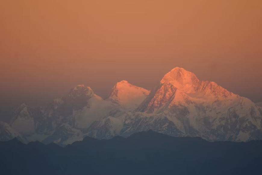 Image Credit: Nikhil Bhat via Unsplash

First rays from the sunrise illuminate the peaks of Mt. Makalu, Mt. Everest and Mt. Lhotse. Picture taken from Sabargram capsite, Sandakphu trek