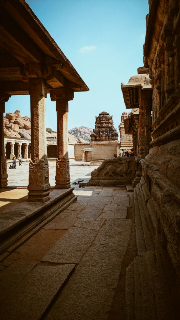 Image redit: Rishu Bhosalev ia unsplash
karnataka places to visit, hampi, temples in hampi