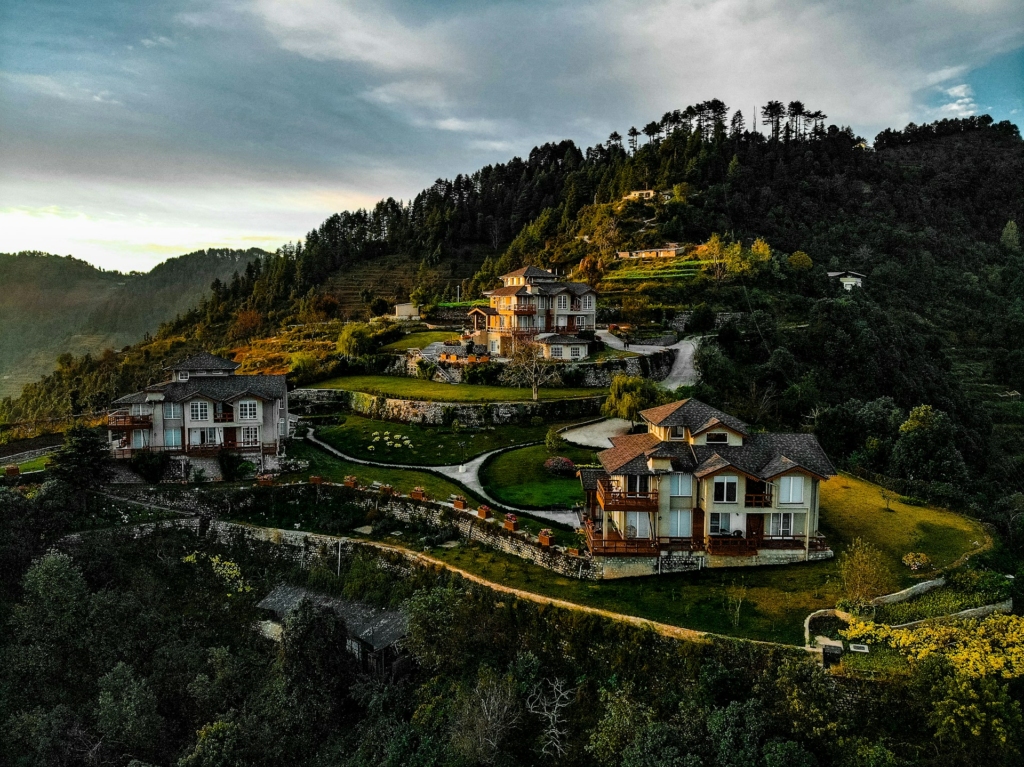 Image credit: Satyam HCR via unsplash
Mussoorie, places to visit in South India in february