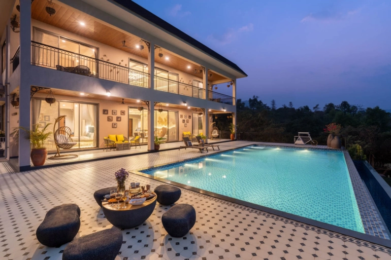 villa in lonavala with huge lawn