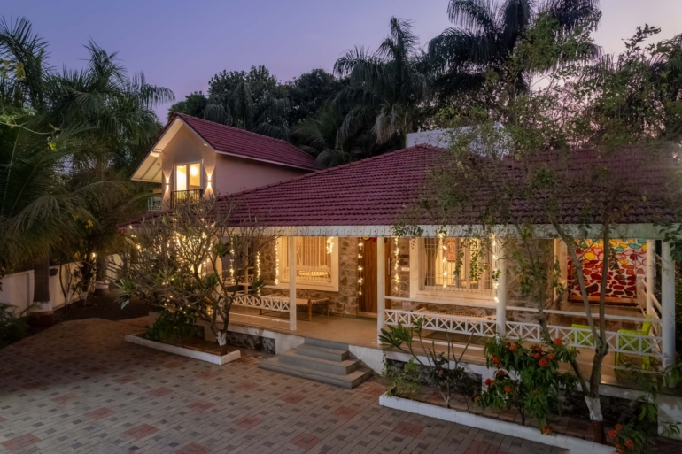 Luxurious villa in Shirdi