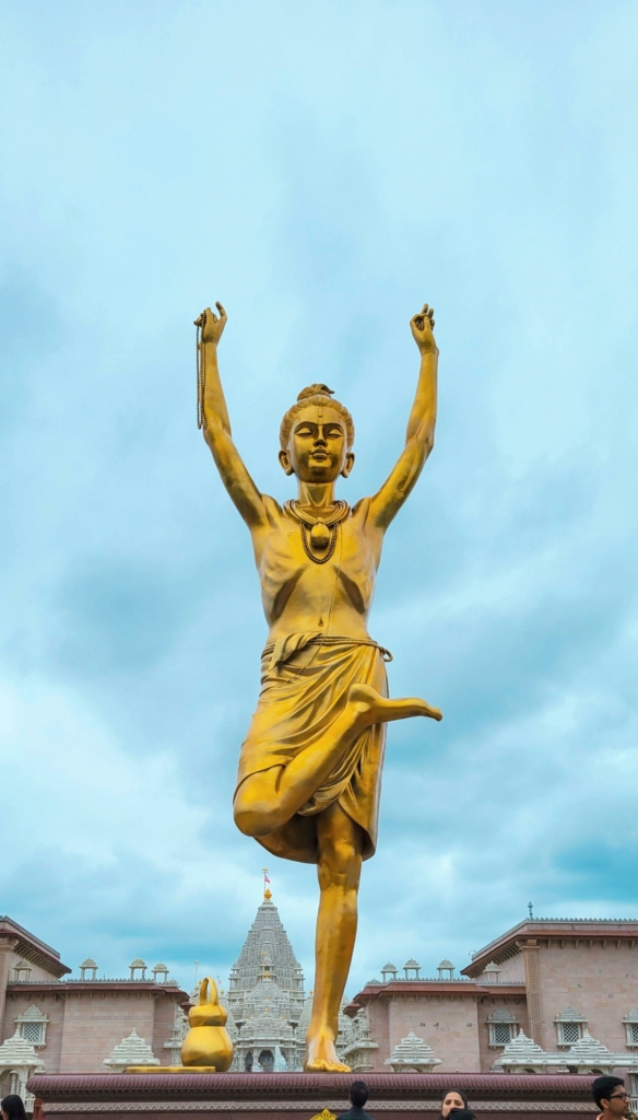 Delhi's New 108-Foot Neelkanth Varni Statue