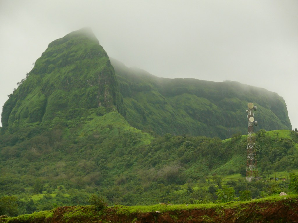 monsoon treks in maharashtra