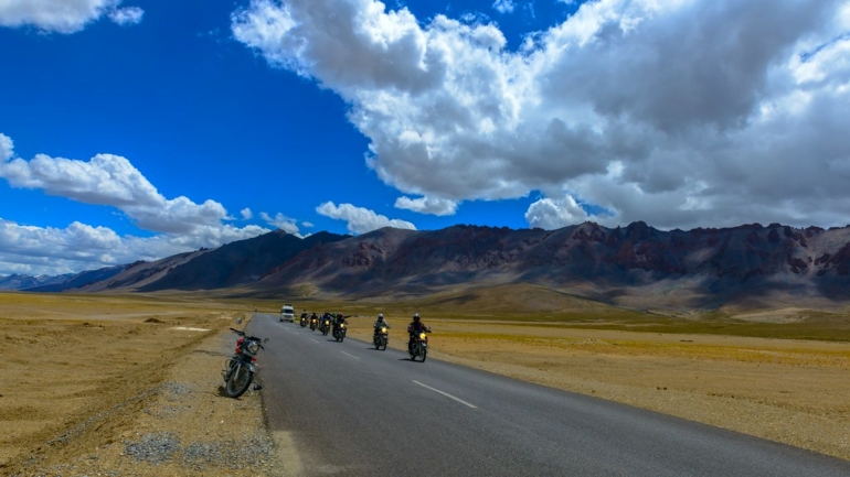 monsoon group bike trips