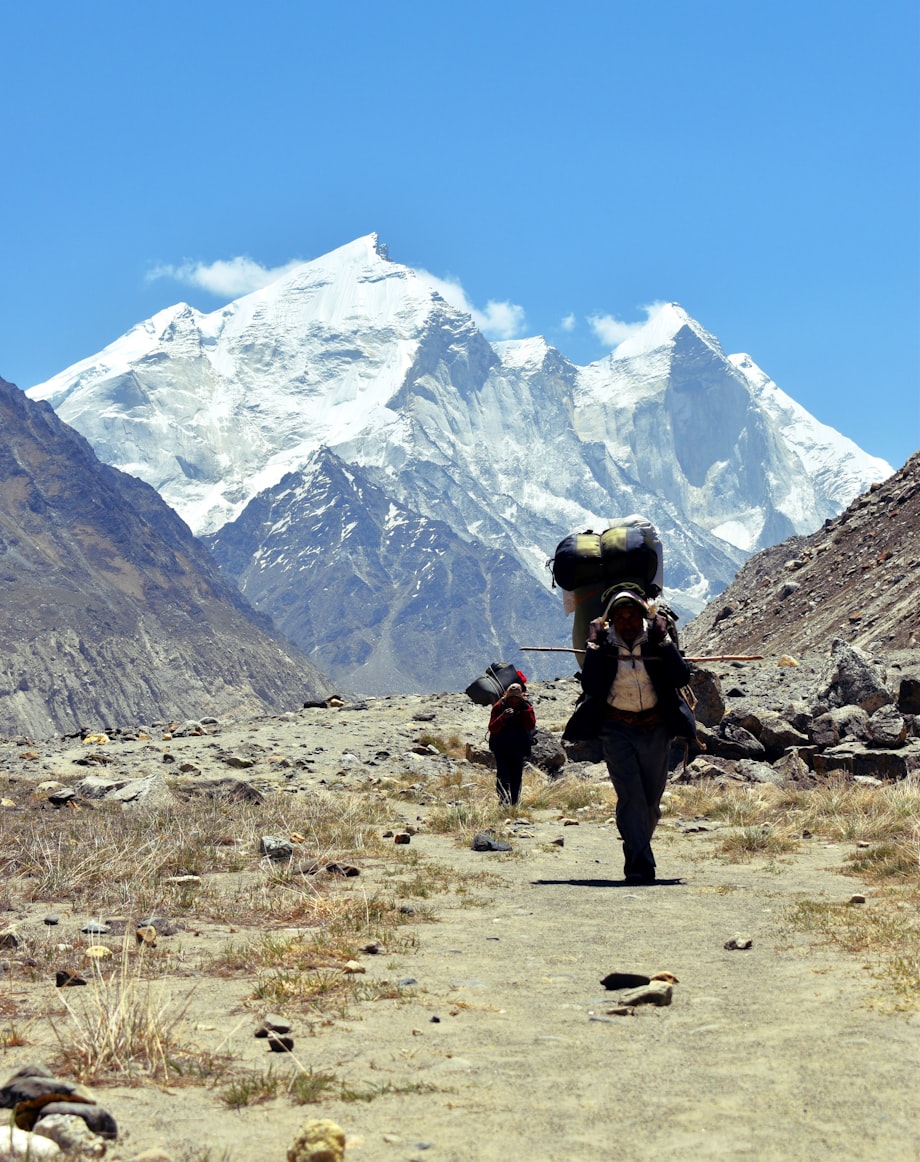 Gangotri to Gaumukhi trek distance