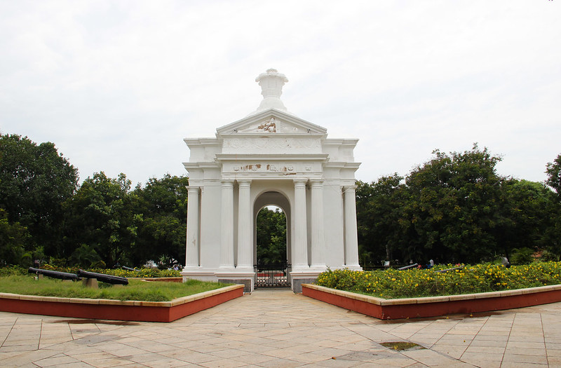Image credit: Pondicherry's Aayi Kulam via flickrr
